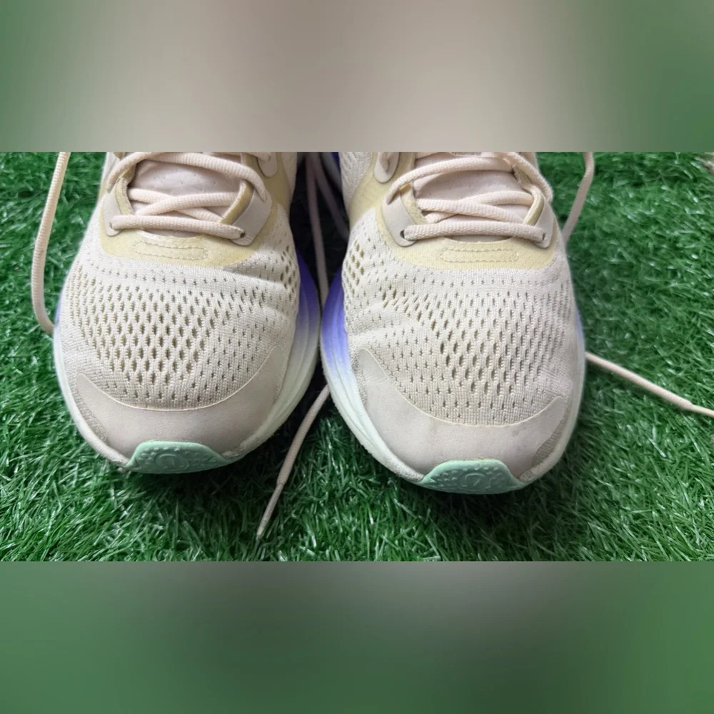 lululemon athletica Women's Cream and‎ Purple Athletic Shoes Size 7.5